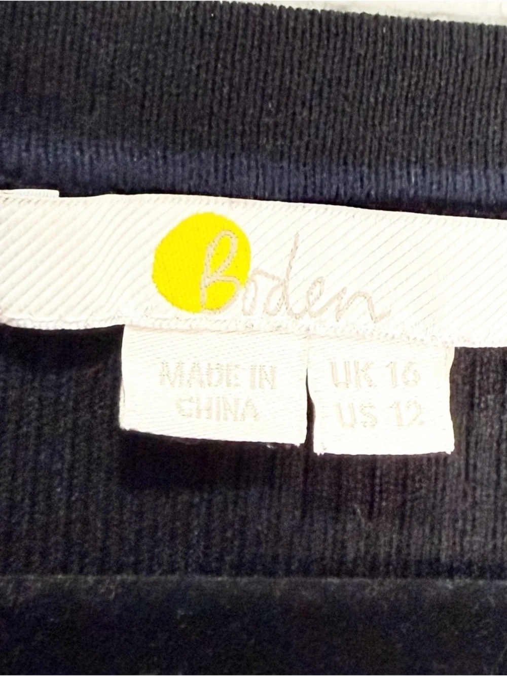 NWOT Boden Ribbed Sweetheart Cardigan Sweater Black K0687 12 - Picture 11 of 12
